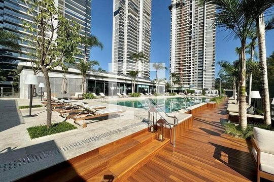 Apartamento à venda com 4 quartos, 330m² em Real Parque, São Paulo