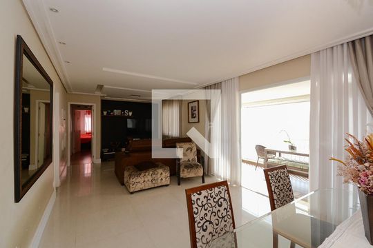 Apartamento para alugar com 3 quartos, 123m² em Centro, São Bernardo do Campo