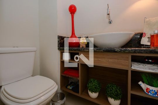 Lavabo de apartamento para alugar com 3 quartos, 123m² em Centro, São Bernardo do Campo