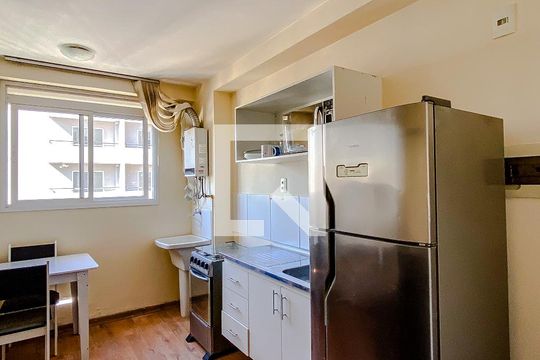 Cozinha de apartamento à venda com 1 quarto, 31m² em Brás, São Paulo