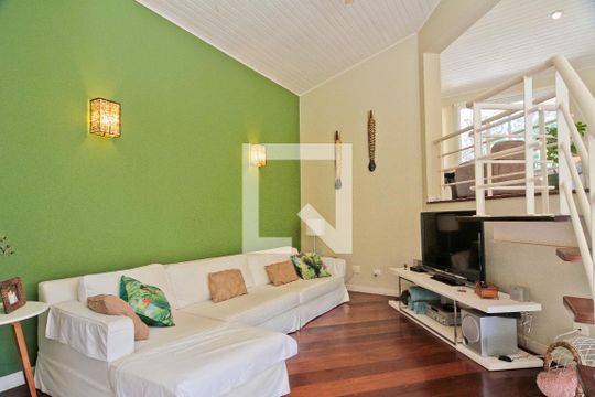Sala de casa para alugar com 4 quartos, 450m² em City América, São Paulo