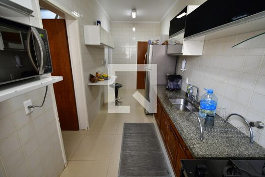 Cozinha de apartamento à venda com 3 quartos, 98m² em Bosque, Campinas