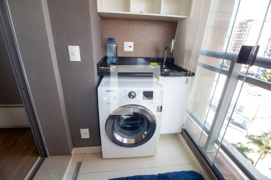 Área de Serviço de apartamento para alugar com 1 quarto, 75m² em Cidade Monções, São Paulo