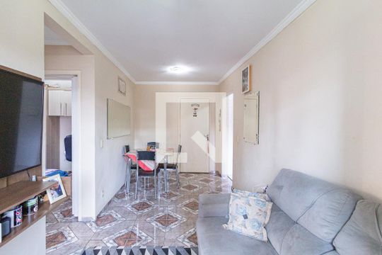 Sala de apartamento para alugar com 2 quartos, 50m² em Conceição, Osasco