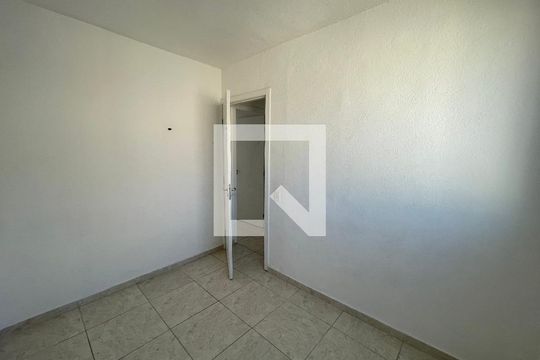 quarto 1 de apartamento para alugar com 2 quartos, 42m² em Jardim Boa Vista (zona Oeste), São Paulo