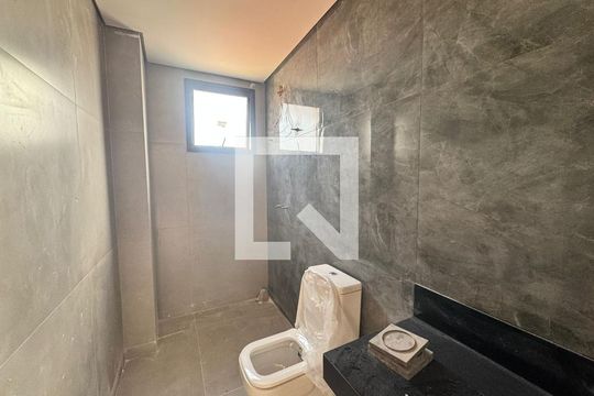 banheiro 2 de apartamento à venda com 3 quartos, 85m² em Inconfidentes, Contagem