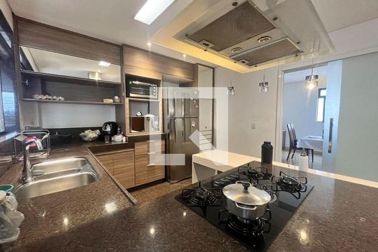 Cozinha de apartamento à venda com 3 quartos, 310m² em Inconfidentes, Contagem