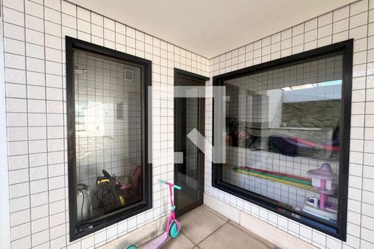 Varanda da sala de apartamento à venda com 3 quartos, 310m² em Inconfidentes, Contagem