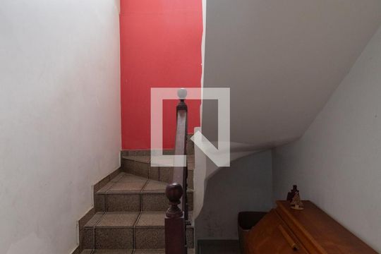 Escada de casa à venda com 3 quartos, 262m² em Jardim Matarazzo, São Paulo