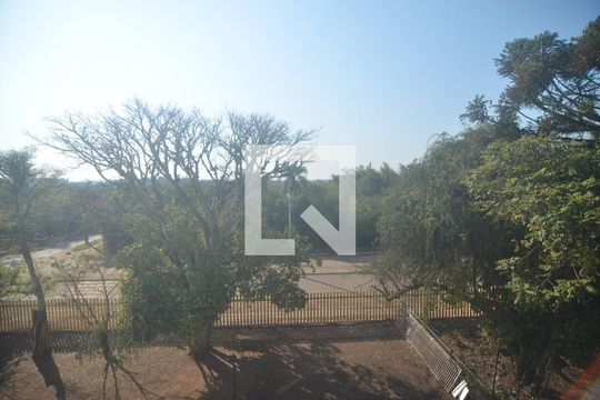 Vista Quarto 2 de apartamento para alugar com 2 quartos, 40m² em Rio Branco, Canoas