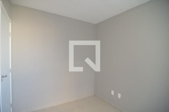 Quarto 1 de apartamento à venda com 2 quartos, 40m² em Rio Branco, Canoas