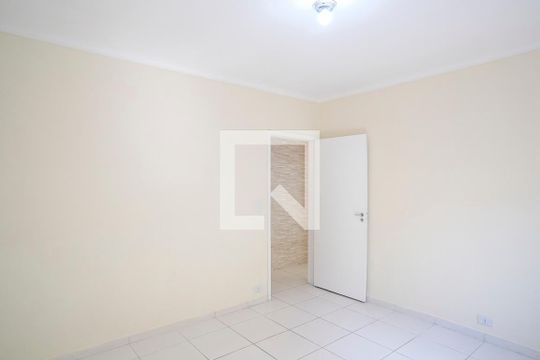 Quarto 1 de casa para alugar com 2 quartos, 189m² em Vila Antonieta, São Bernardo do Campo