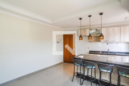 Sala de apartamento à venda com 2 quartos, 59m² em Vila Guaraciaba, Santo André