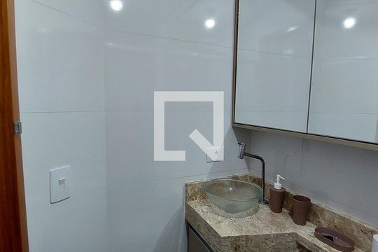 Banheiro Quarto 1 suíte de apartamento à venda com 2 quartos, 55m² em Parque Oratório, Santo André