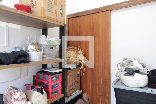 Closet da Suíte 1 de casa para alugar com 5 quartos, 800m² em Trevo, Belo Horizonte