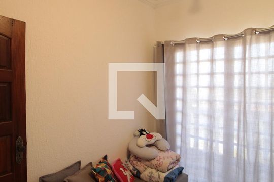 Quarto de casa para alugar com 5 quartos, 800m² em Trevo, Belo Horizonte