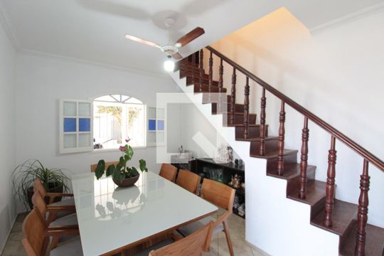 Copa de casa para alugar com 5 quartos, 800m² em Trevo, Belo Horizonte