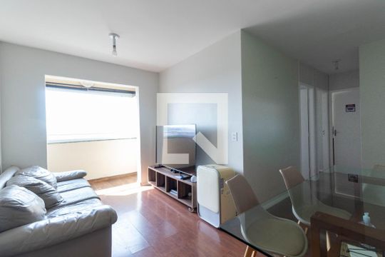 Apartamento à venda com 3 quartos, 64m² em Jardim Santa Maria, São Paulo