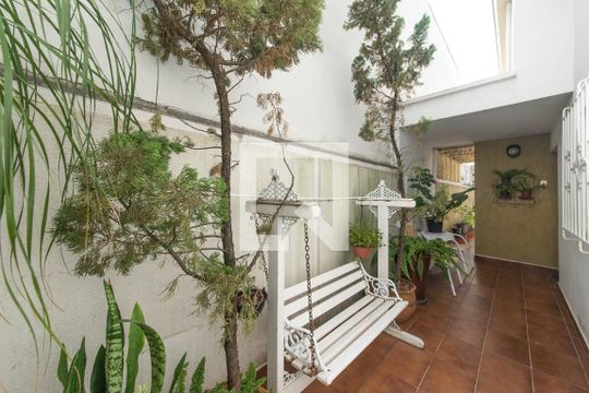 Quintal de casa à venda com 3 quartos, 200m² em Brooklin, São Paulo