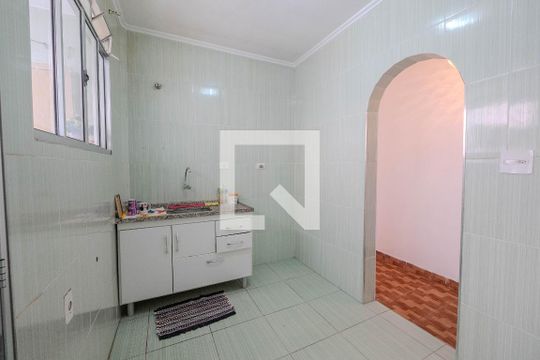 Cozinha e Área de Serviço de apartamento para alugar com 2 quartos, 67m² em Bela Vista, São Paulo