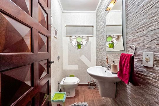 Lavabo de casa à venda com 3 quartos, 155m² em Parque Colonial, São Paulo