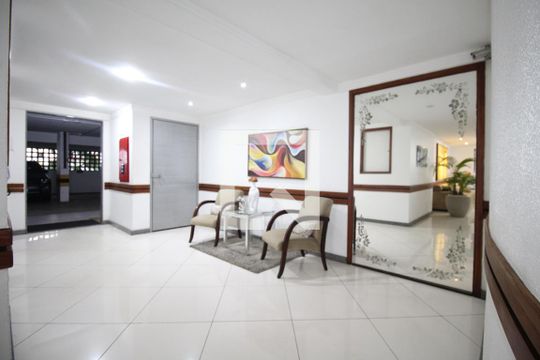 Área comum de apartamento para alugar com 2 quartos, 75m² em Pituba, Salvador