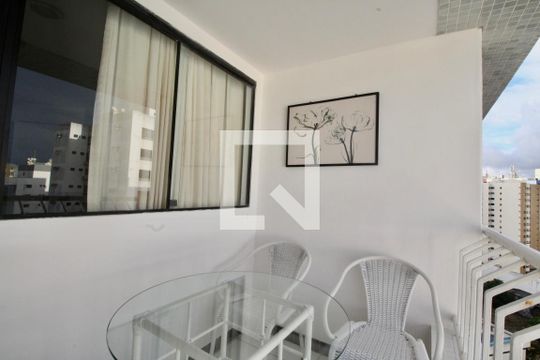 Varanda da Sala de apartamento para alugar com 2 quartos, 75m² em Pituba, Salvador
