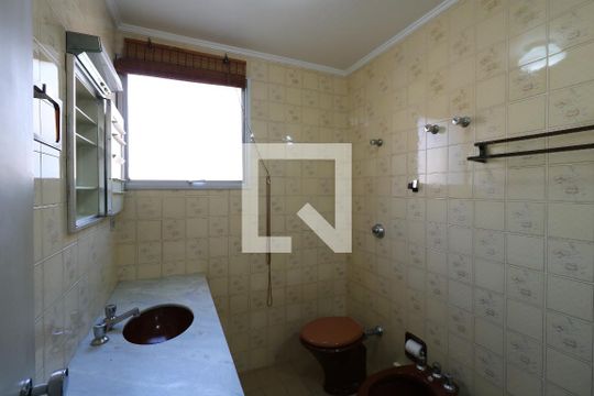 Banheiro da Suíte de apartamento para alugar com 3 quartos, 181m² em Vila Bastos, Santo André