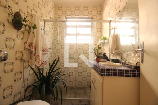 Banheiro de apartamento à venda com 3 quartos, 220m² em Luxemburgo, Belo Horizonte