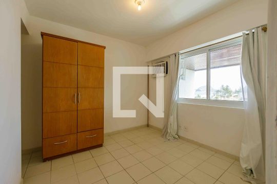Suíte 1 de apartamento à venda com 2 quartos, 73m² em Recreio dos Bandeirantes, Rio de Janeiro
