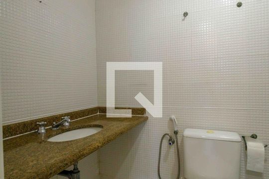Banheiro da Suíte 2 de apartamento à venda com 2 quartos, 73m² em Recreio dos Bandeirantes, Rio de Janeiro
