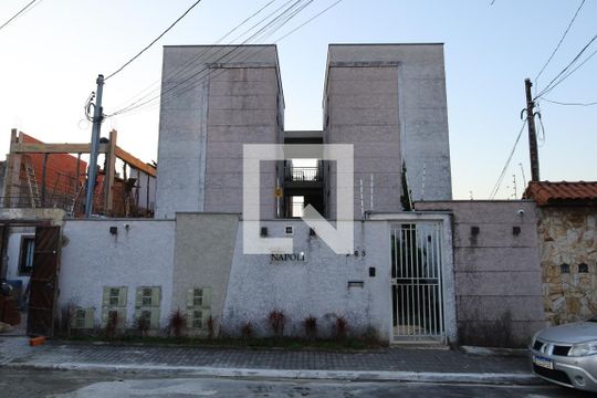 Fachada do condomínio de apartamento para alugar com 2 quartos, 37m² em Conjunto Residencial José Bonifácio, São Paulo