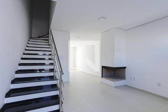 Casa à venda com 3 quartos, 120m² em Hípica, Porto Alegre