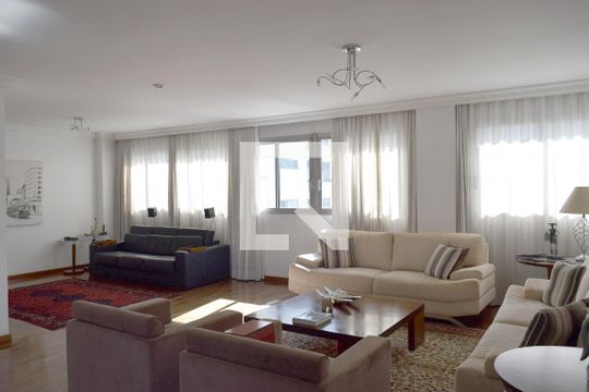 Sala de estar de apartamento à venda com 4 quartos, 222m² em Consolação, São Paulo