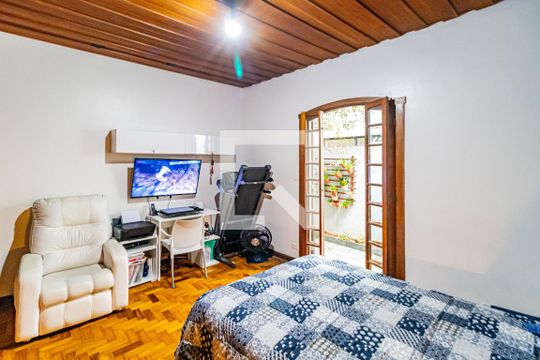 Quarto 01 de casa para alugar com 4 quartos, 189m² em Butantã, São Paulo