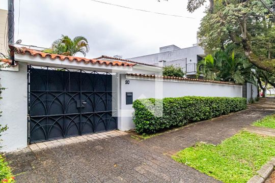 Fachada de casa para alugar com 4 quartos, 189m² em Butantã, São Paulo