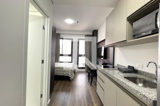 Cozinha  de kitnet/studio para alugar com 1 quarto, 21m² em Vila Clementino, São Paulo