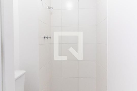 Banheiro de apartamento para alugar com 2 quartos, 35m² em Vila Progresso (zona Leste), São Paulo