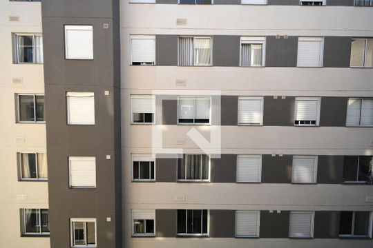 Vista da Sala de apartamento para alugar com 2 quartos, 34m² em Socorro, São Paulo