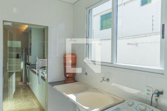Área de Serviço de casa à venda com 3 quartos, 280m² em Bandeirantes (pampulha), Belo Horizonte