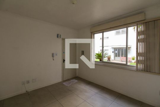 Sala de apartamento para alugar com 1 quarto, 46m² em Centro, São Leopoldo