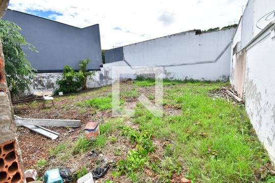 Jardim de casa para alugar com 3 quartos, 200m² em Jardim Chapadão, Campinas