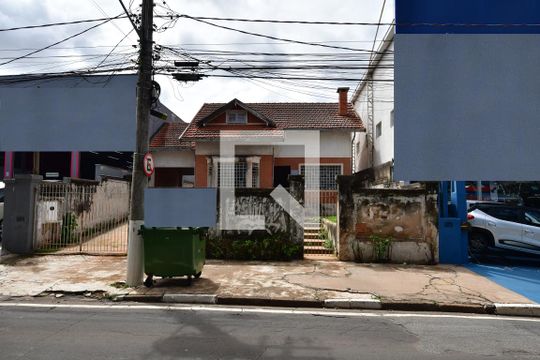 Fachada de casa para alugar com 3 quartos, 200m² em Jardim Chapadão, Campinas