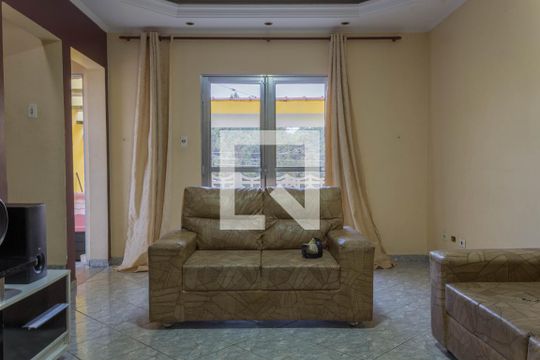 Sala de casa à venda com 4 quartos, 365m² em Jardim Petroni, São Bernardo do Campo
