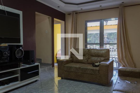 Casa à venda com 4 quartos, 365m² em Jardim Petroni, São Bernardo do Campo