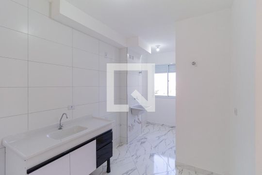 Cozinha e área de serviço de apartamento à venda com 2 quartos, 52m² em Padroeira, Osasco