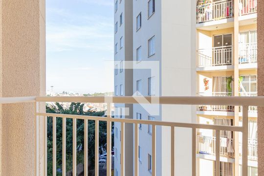 Sacada de apartamento à venda com 2 quartos, 52m² em Padroeira, Osasco