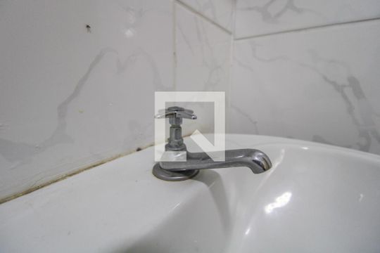 Banheiro de kitnet/studio à venda com 1 quarto, 45m² em Centro, Campinas