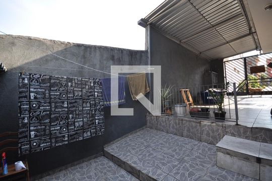 Quintal de casa à venda com 3 quartos, 120m² em Vila Medeiros, São Paulo