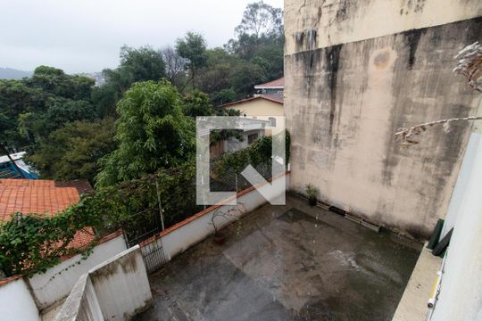 Quintal de casa para alugar com 3 quartos, 194m² em Tremembé, São Paulo